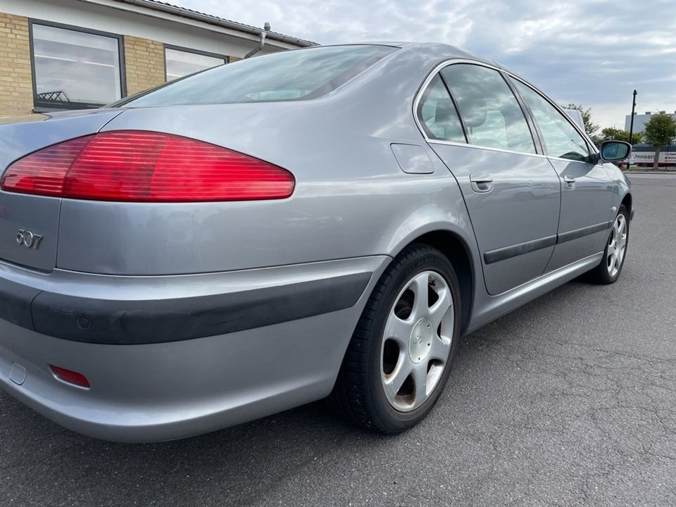 Peugeot 607 3,0 SV aut. 4d