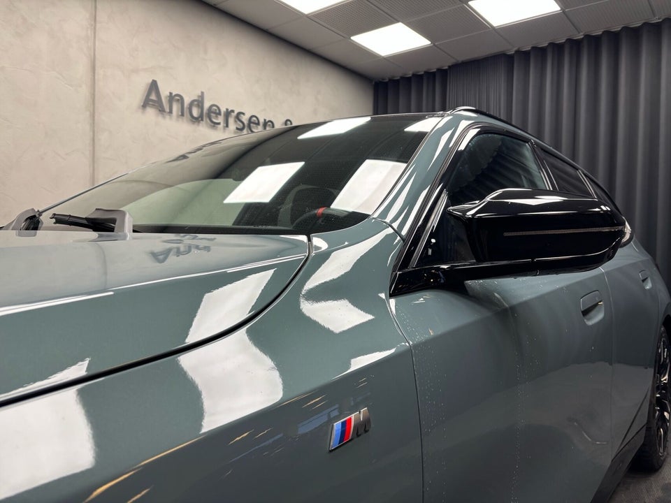 BMW i5 M60 Touring xDrive 5d