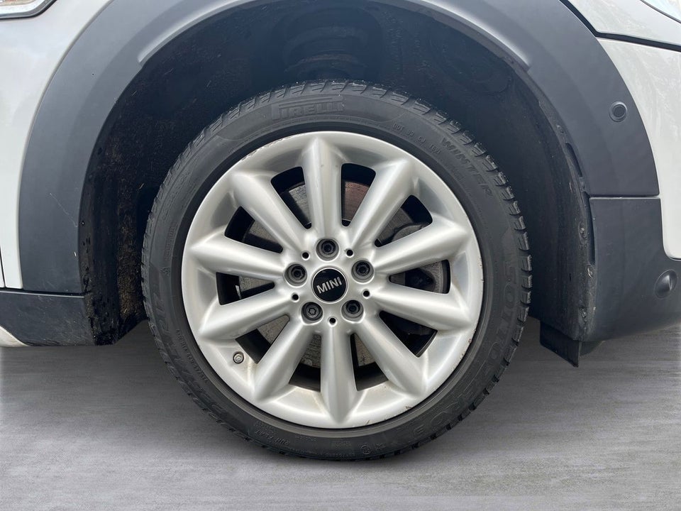 MINI Countryman Cooper SE 1,5 Essential aut. ALL4 5d