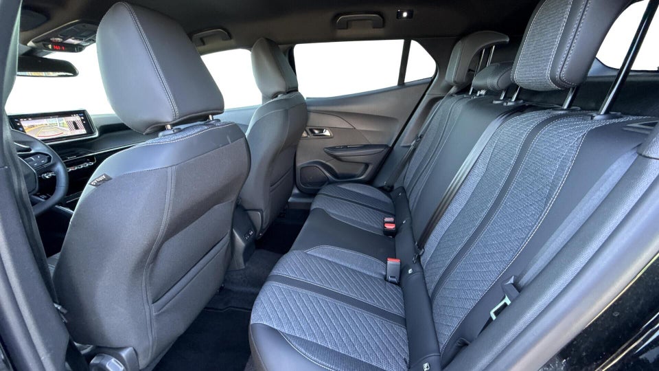 Peugeot 2008 1,2 PureTech 130 Allure EAT8 5d