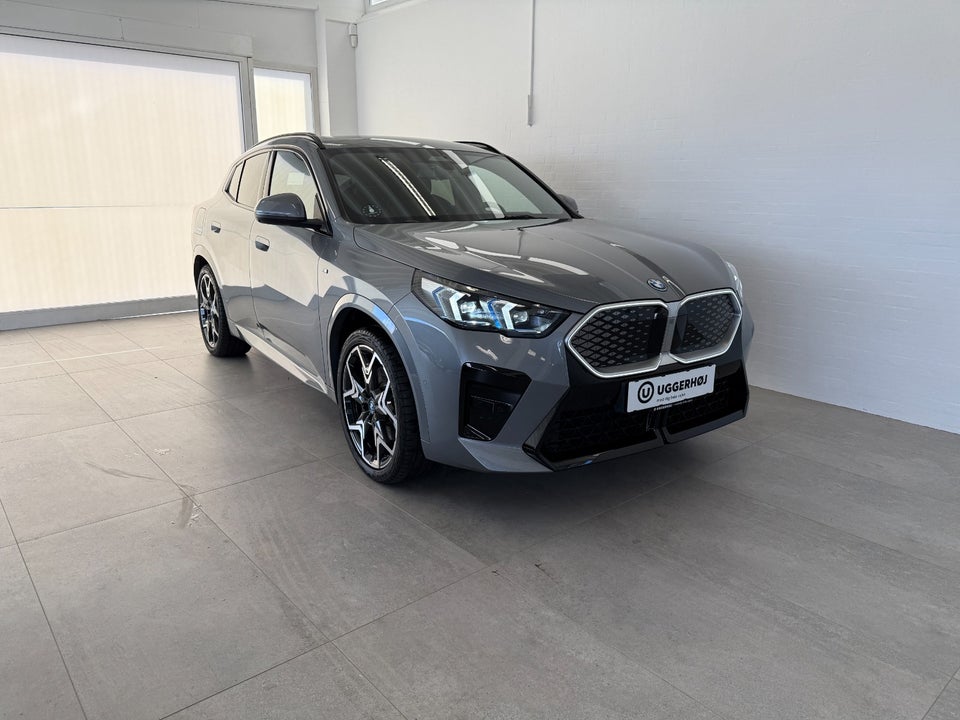 BMW iX2 xDrive30 M-Sport 5d