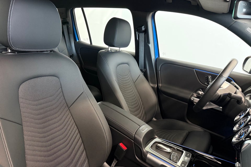 Mercedes EQB300 Progressive 4Matic 5d