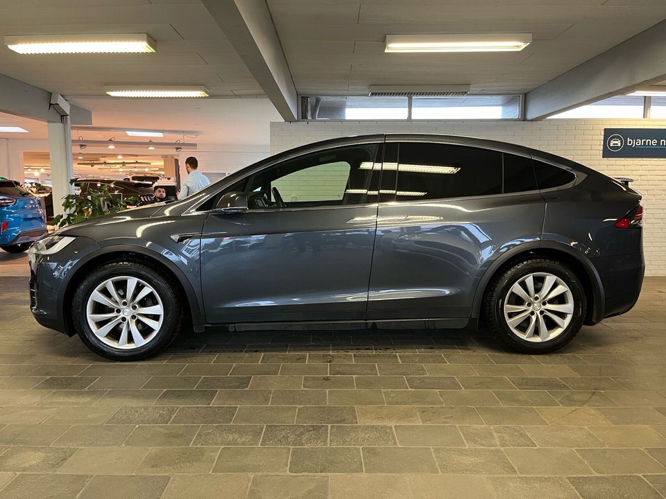 Tesla Model X 90D 5d