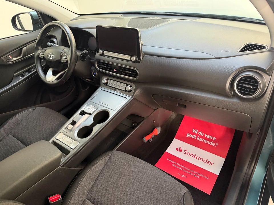 Hyundai Kona 64 EV Pure 5d