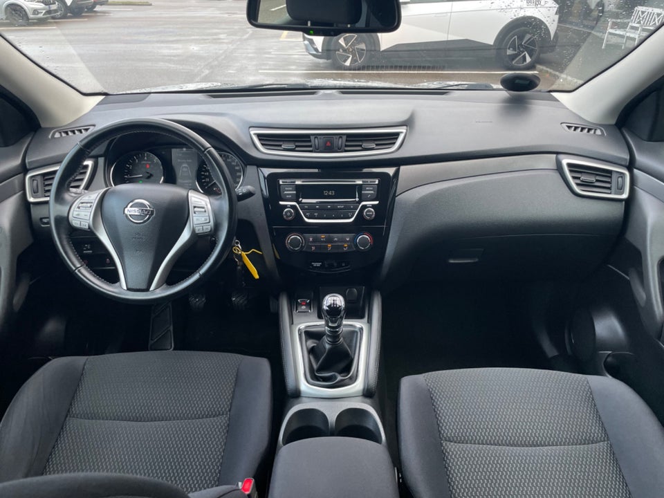 Nissan Qashqai 1,2 Dig-T 115 Visia 5d