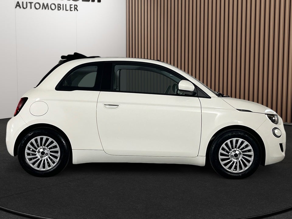 Fiat 500e 42 Icon Cabrio 2d