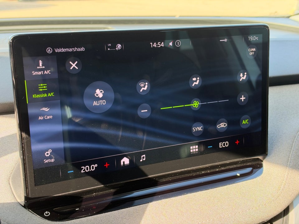 Skoda Enyaq 60 iV Loft 5d