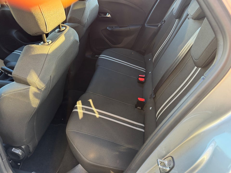 Opel Corsa 1,2 GS 5d