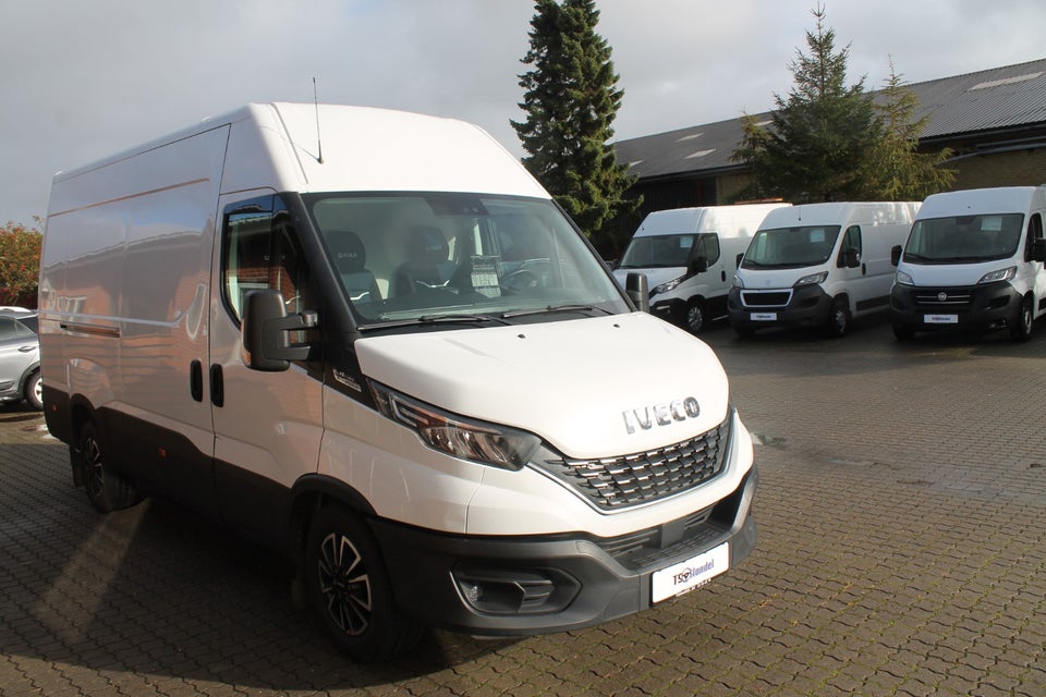Iveco Daily 3,0 35S18 12m³ Van AG8
