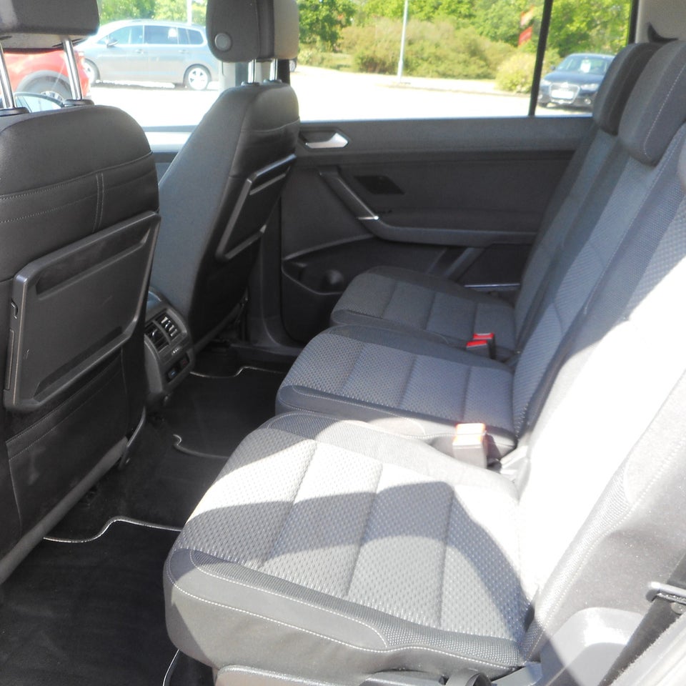VW Touran 1,5 TSi 150 Comfortline 7prs 5d