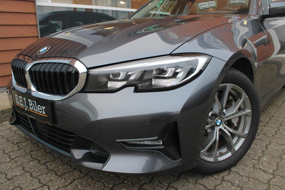 BMW 330e 2,0 Touring Sport Line aut. 5d