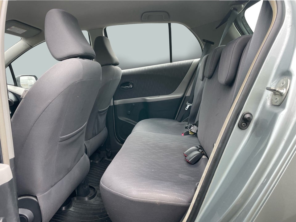 Toyota Yaris 1,3 S M/M 5d