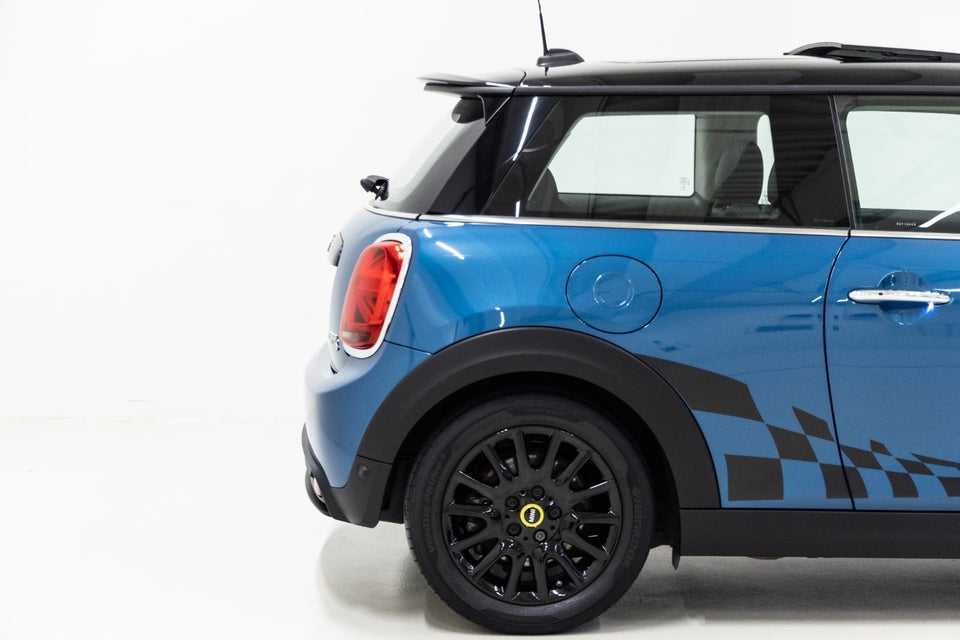 MINI Cooper SE Edition Premium Plus 3d