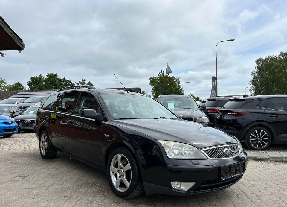 Ford Mondeo 2,0  4d