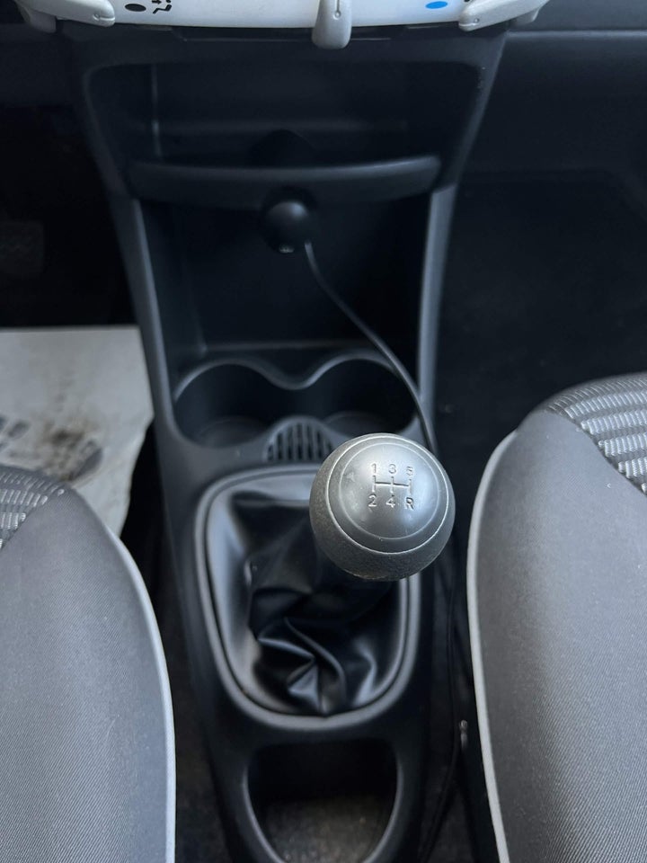 Peugeot 107 1,0 Active 5d