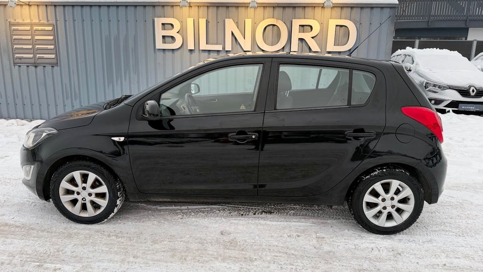 Hyundai i20 1,25 Classic XTR 5d