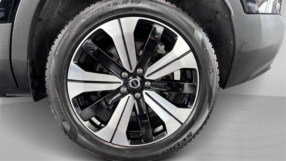 Volvo XC40 P6 ReCharge Plus 5d