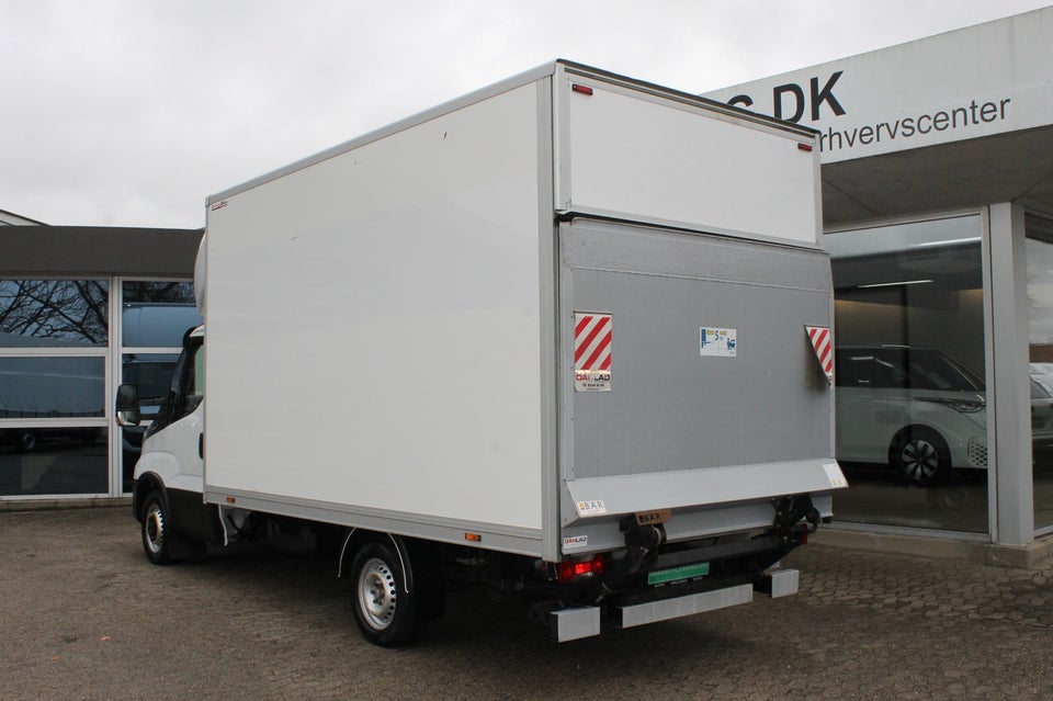 Iveco Daily 2,3 35S14 Alukasse m/lift AG8 2d