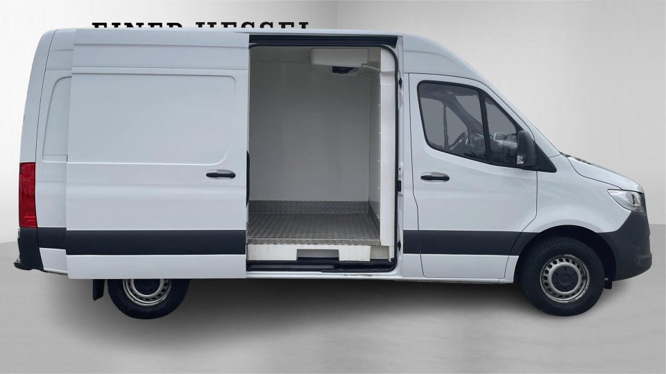 Mercedes Sprinter 317 2,0 CDi A2 Kassevogn aut. RWD