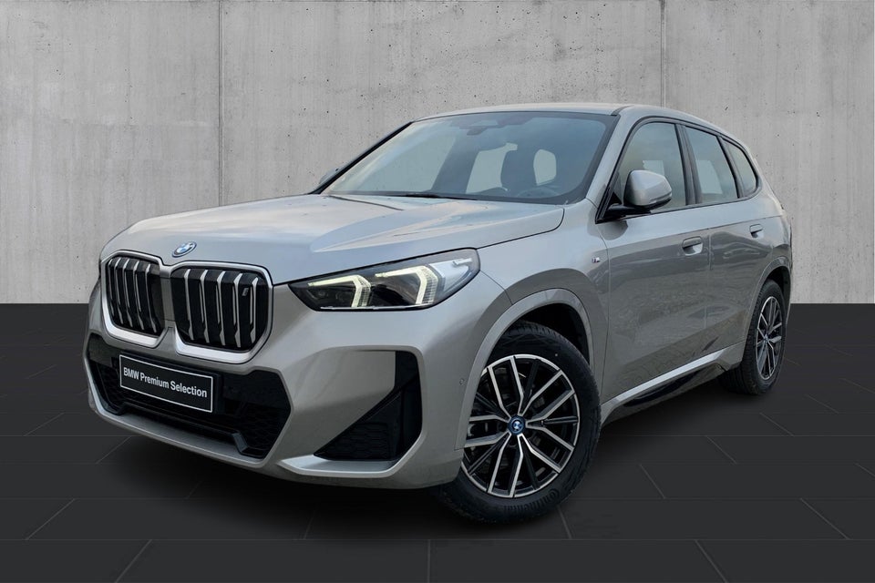 BMW iX1 xDrive30 M-Sport 5d