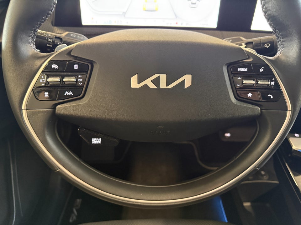 Kia EV6 58 Standard Range Upgrade 5d