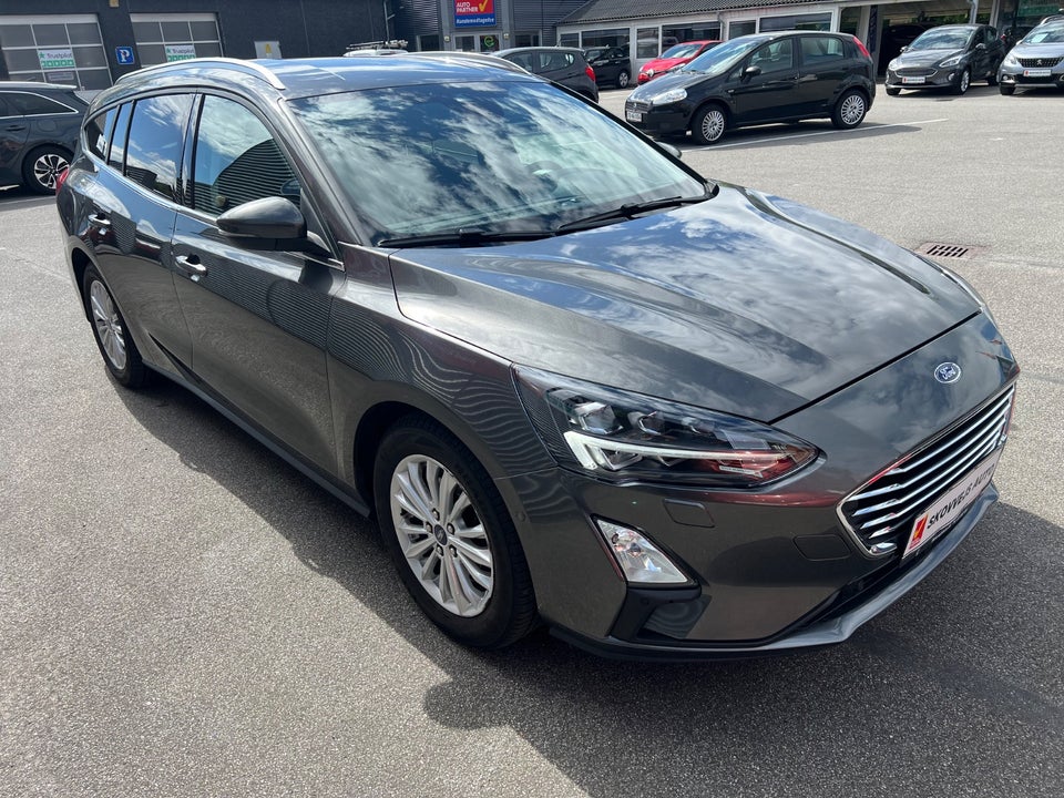 Ford Focus 1,0 EcoBoost mHEV Titanium X 5d