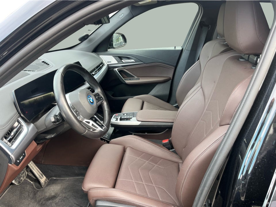 BMW iX1 xDrive30 Fully Charged M-Sport 5d