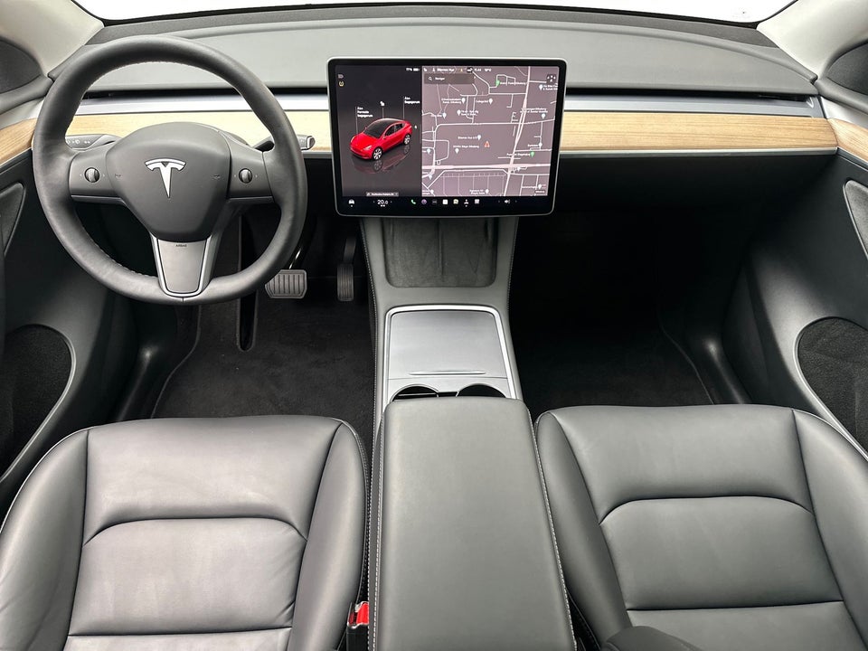 Tesla Model Y Long Range AWD 5d