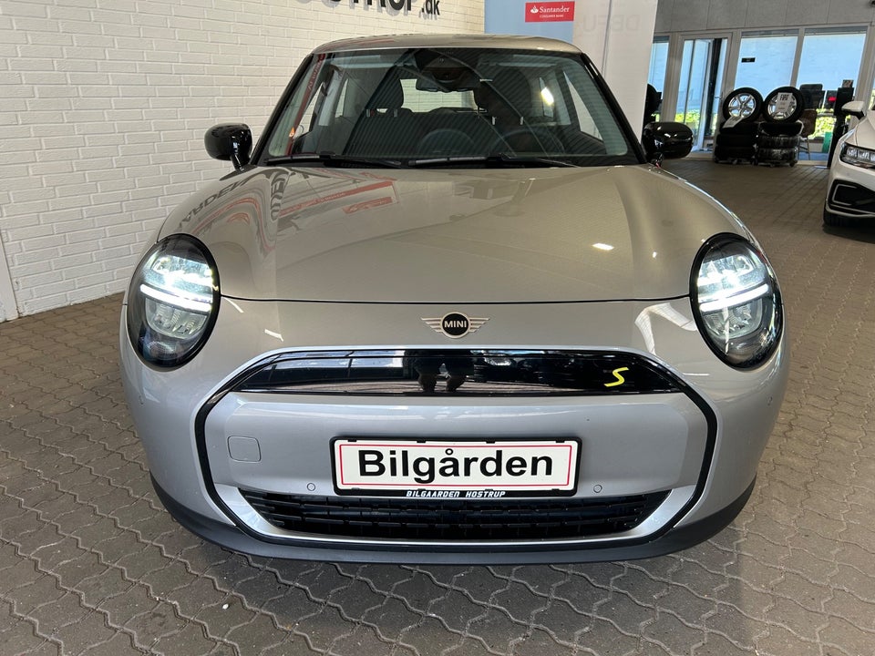 MINI Cooper SE Essential Trim 3d
