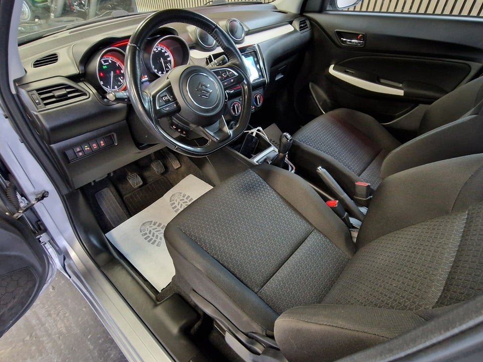 Suzuki Swift 1,2 mHybrid Action 5d