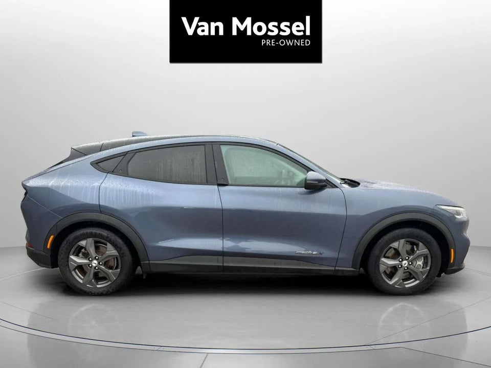 Ford Mustang Mach-E 88 Extended Range AWD 5d