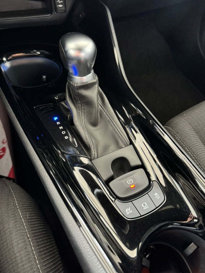 Toyota C-HR 1,8 Hybrid C-HIC CVT 5d