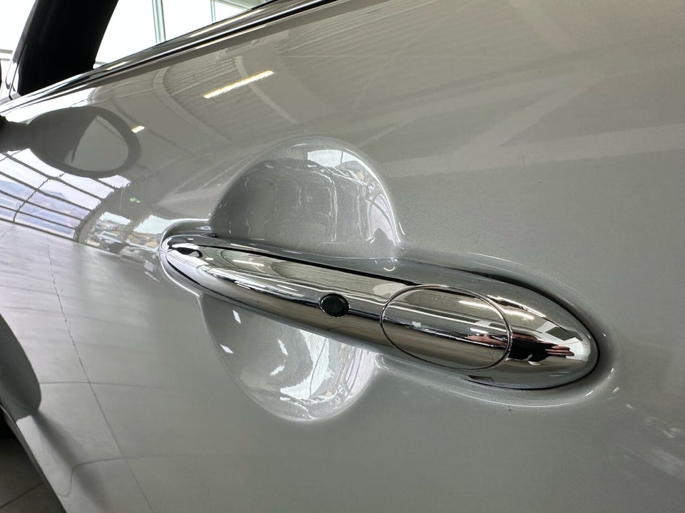 MINI Cooper SE Essential 3d