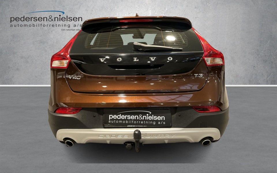 Volvo V40 CC 1,5 T3 152 aut. 5d