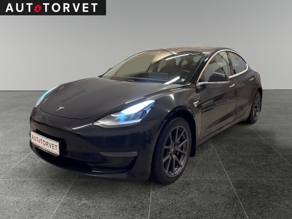 Tesla Model 3 Long Range AWD 4d