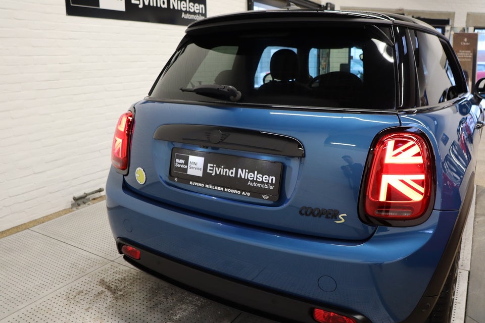 MINI Cooper SE Edition Premium Plus 3d