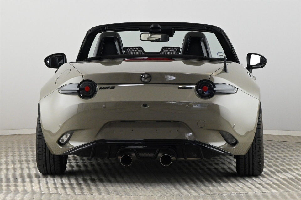 Mazda MX-5 2,0 SkyActiv-G 184 Roadster Exclusive-Line 2d