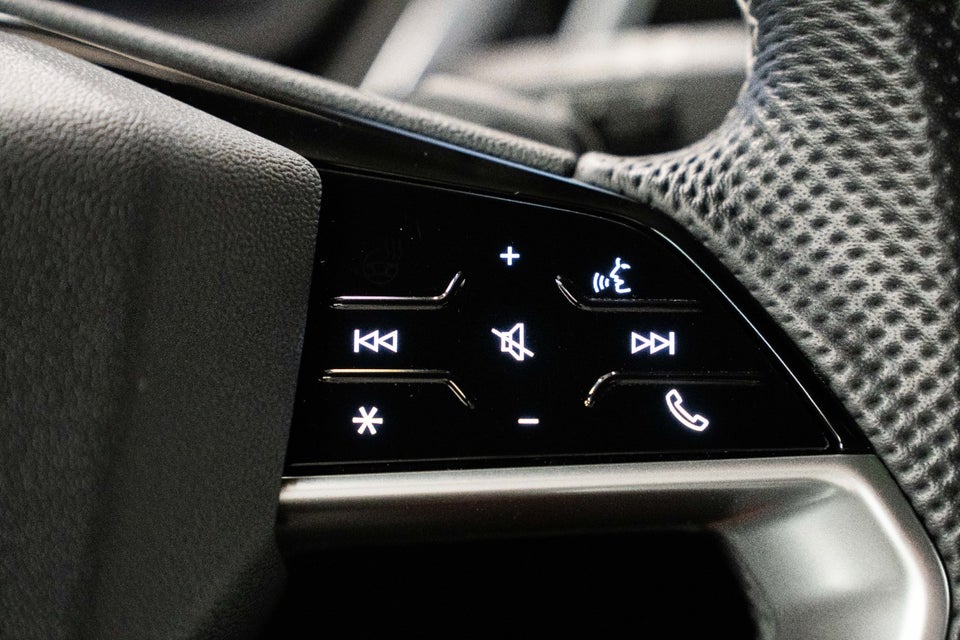 Audi Q4 e-tron 35 S-line 5d