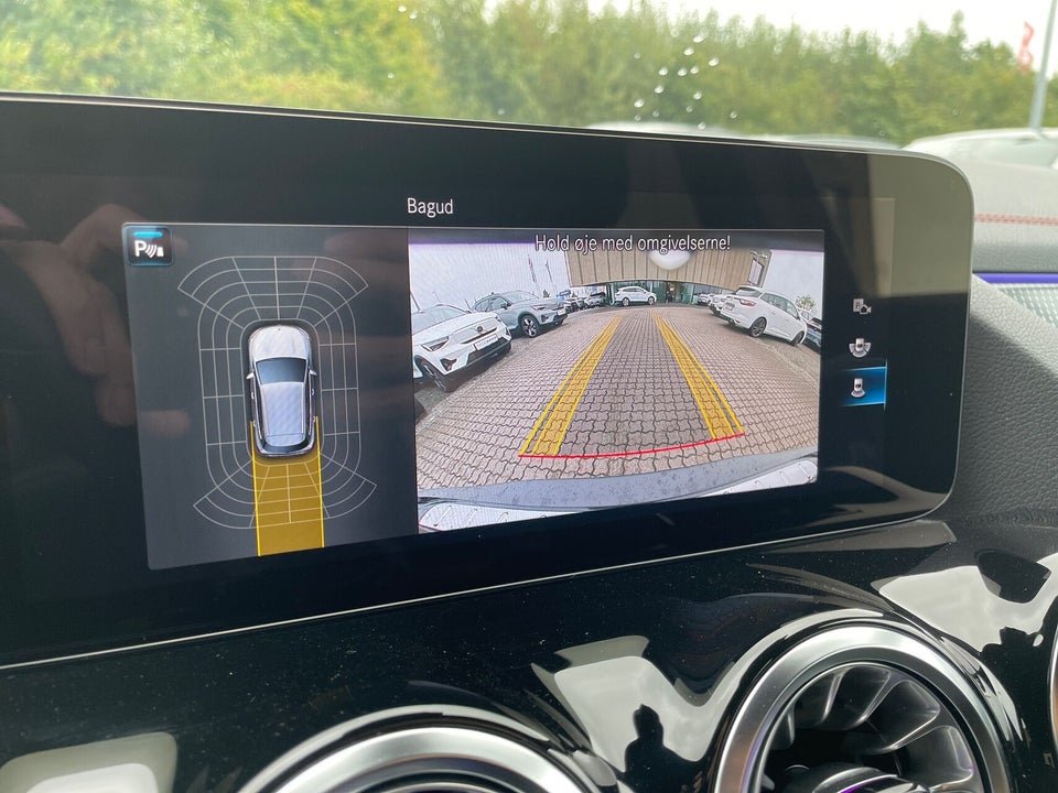 Mercedes EQA300 AMG Line 4Matic 5d