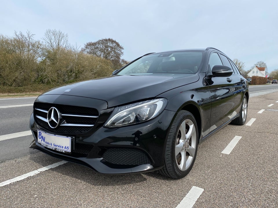 Mercedes C220 d 2,2 Avantgarde stc. aut. 5d