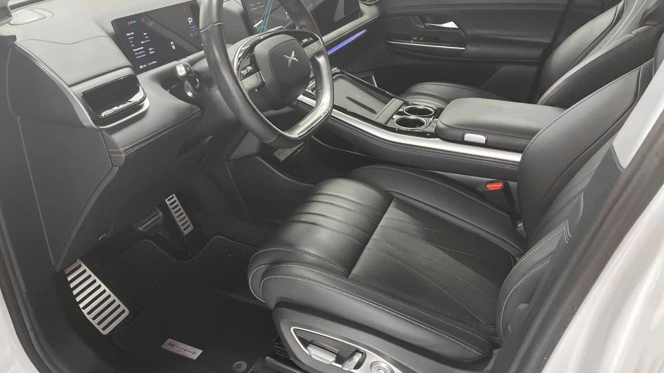 Xpeng G9 Performance 5d