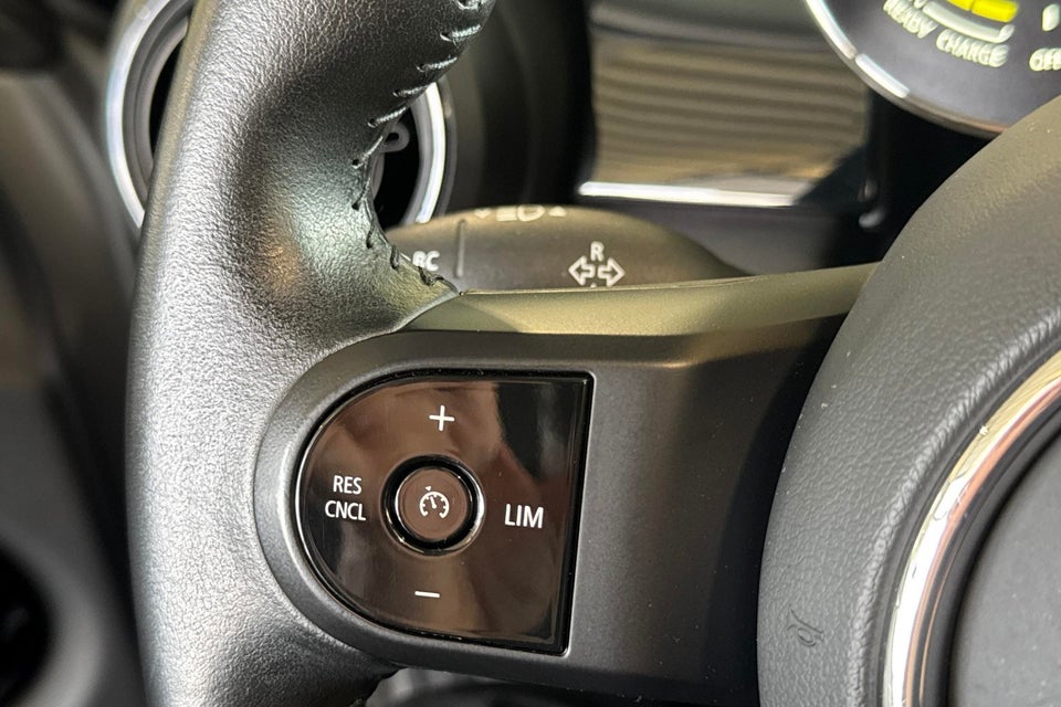 MINI Cooper SE Edition Premium Plus 3d