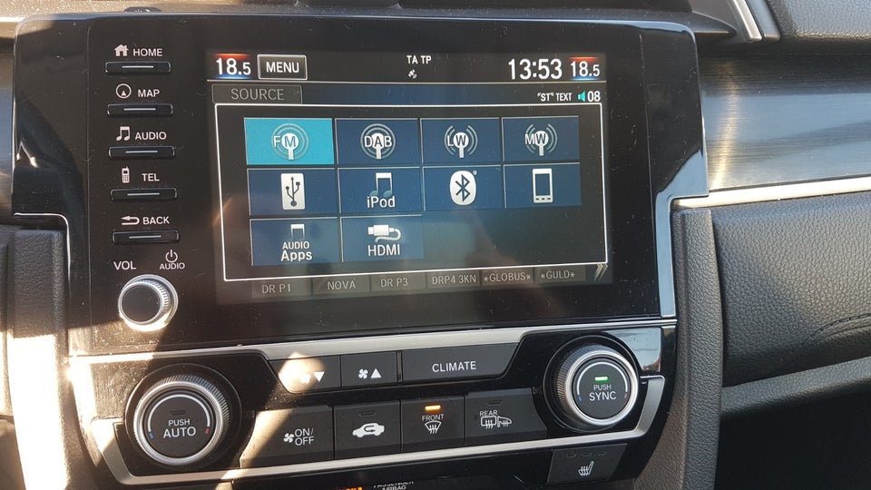 Honda Civic 1,5 VTEC Turbo Elegance CVT 4d