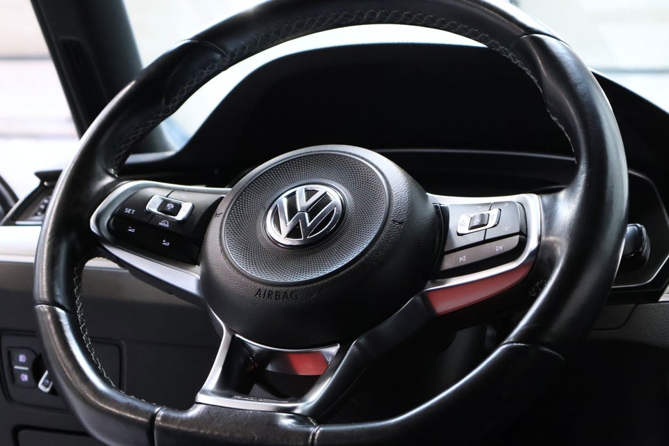VW Passat 1,4 TSi 150 R-line Variant DSG BMT 5d