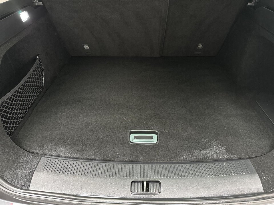 MG Marvel R Luxury 5d