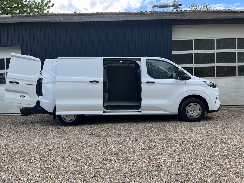 Ford Transit Custom 320 L2 2,0 EcoBlue Trend aut.