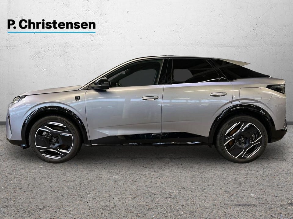 Peugeot e-3008 77 GT 5d