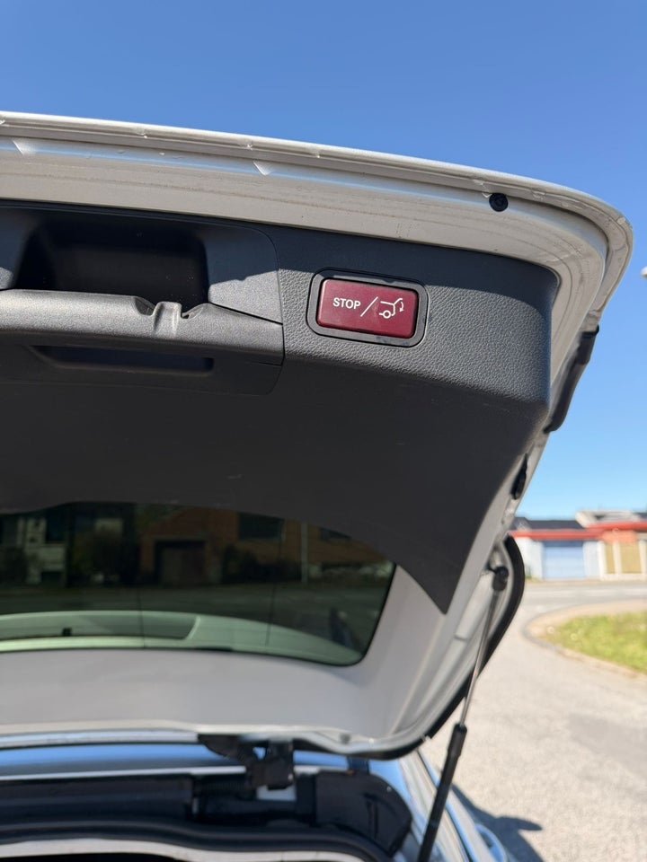 Mercedes C220 d 2,2 Avantgarde stc. aut. 5d