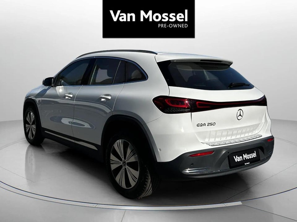 Mercedes EQA250 Progressive 5d