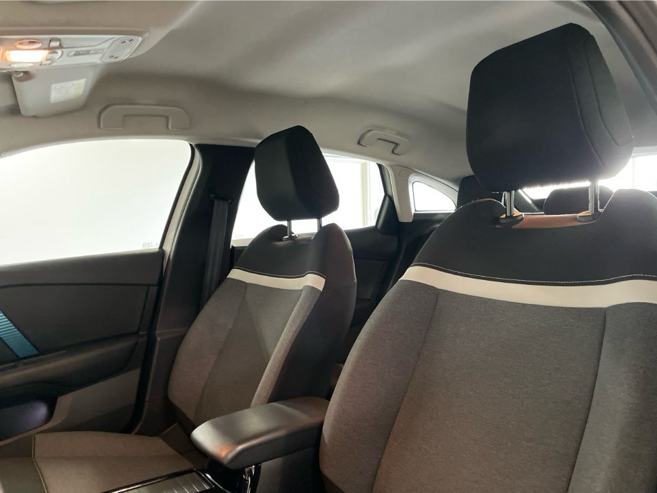 Citroën ë-C4 50 Feel 5d